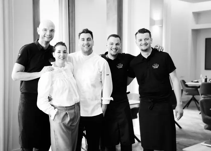 Nocleg ze śniadaniem Les Erables Restaurant Linea 5*